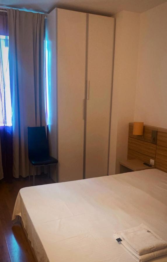 Dmt Apartament Rin Grand บูคาเรสต์ ภายนอก รูปภาพ